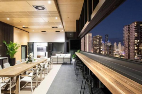 New modern apt + gym+ pool